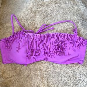 Victoria’s Secret bikini top. Size M.